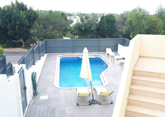 Marina With Pool Villa Albufeira