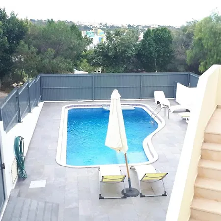 Marina With Pool Villa Albufeira